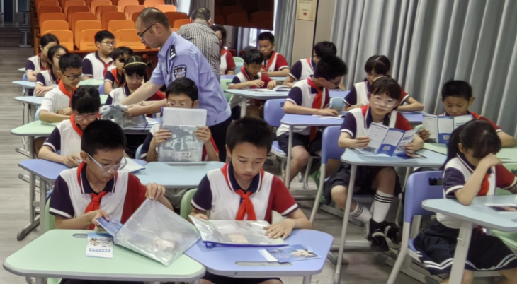 别样“六一” 童真“无邪”——浙江省台州仙居县开展反邪教警示教育宣传“进校园”活动638.png 别样“六一” 童真“无邪”——浙江省台州仙居县开展反邪教警示教育宣传“进校园”活动638.png